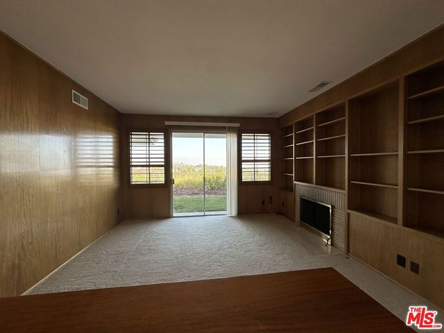 1212 Roberto Lane, Los Angeles, CA 90077