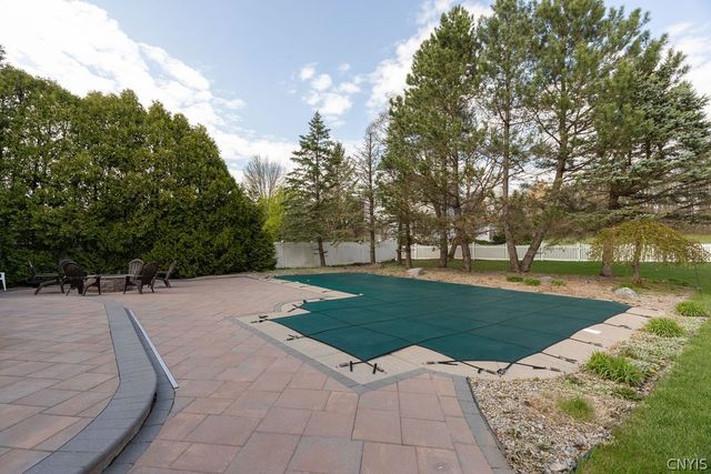 8454 Prestwick Drive, Manlius, NY 13104