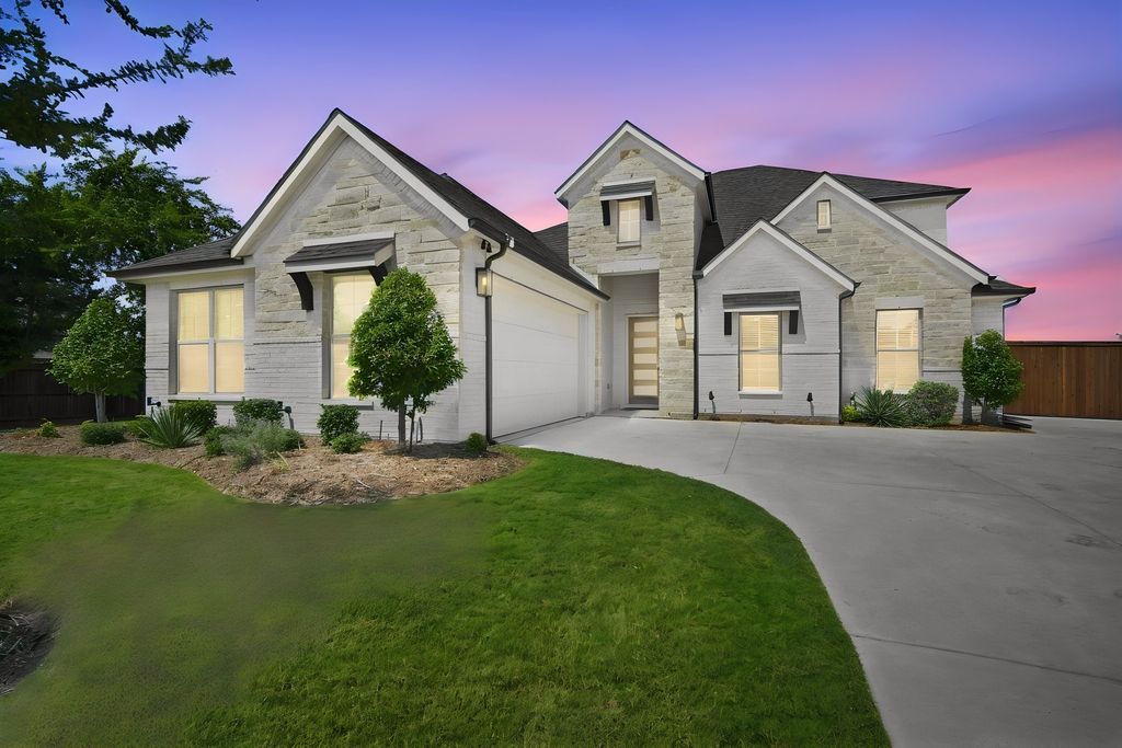 801 Brandi Ridge Drive, Midlothian, TX 76065 — exterior