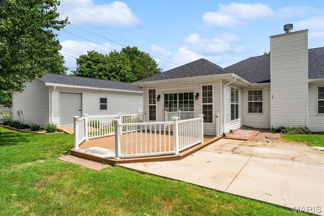 2 Grandbrook Boulevard, Collinsville, IL 62234