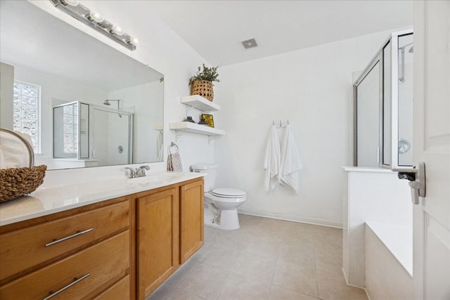 104 Lucky Clover LN, Hutto, TX 78634