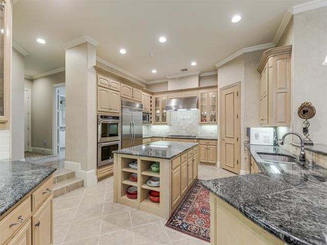 1201 Pecan Hollow Trail, Mckinney, TX 75072