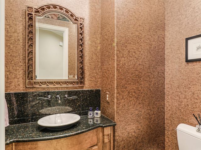 1201 Pecan Hollow Trail, Mckinney, TX 75072