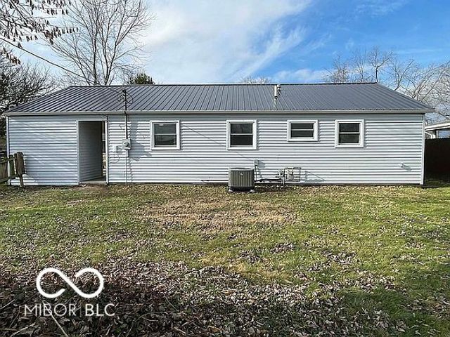 15 Volz Drive, Hanover, IN 47243