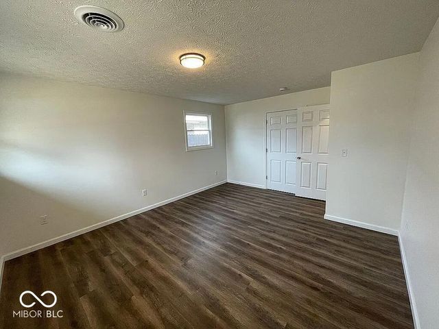 15 Volz Drive, Hanover, IN 47243