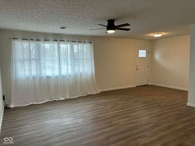 15 Volz Drive, Hanover, IN 47243