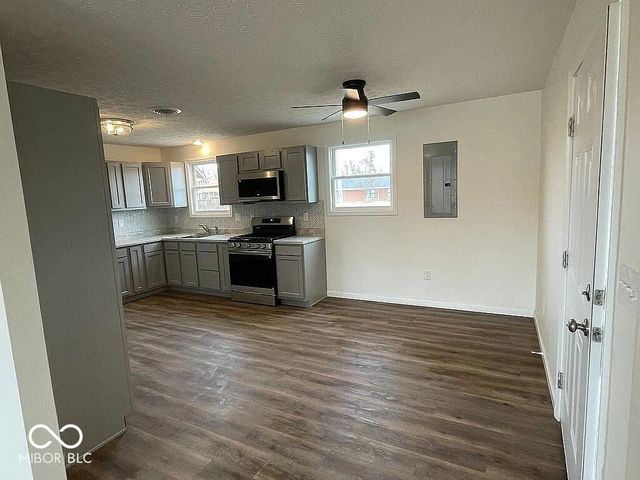 15 Volz Drive, Hanover, IN 47243