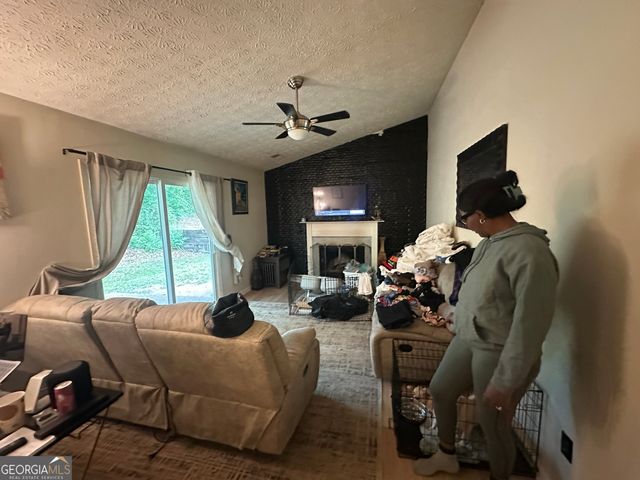 3915 Melanie Woods Drive, Atlanta, GA 30349