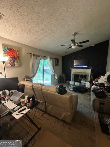 3915 Melanie Woods Drive, Atlanta, GA 30349