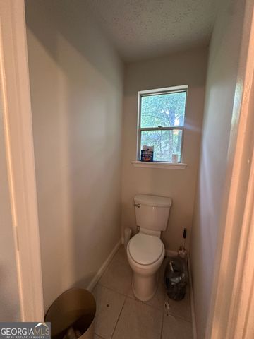 3915 Melanie Woods Drive, Atlanta, GA 30349