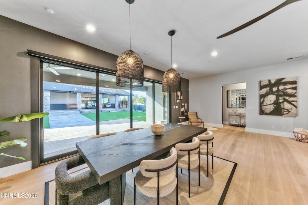 Image 13 of property listing at 5375 Mountain Creek Road, Reno, NV 89511