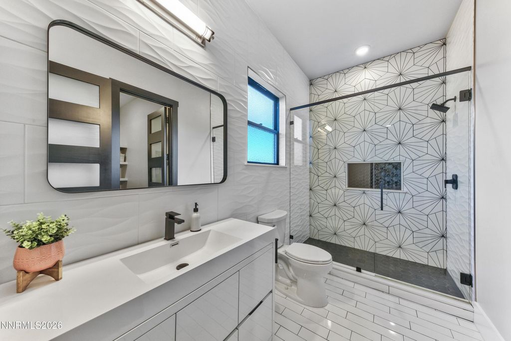 Image 23 of property listing at 5375 Mountain Creek Road, Reno, NV 89511