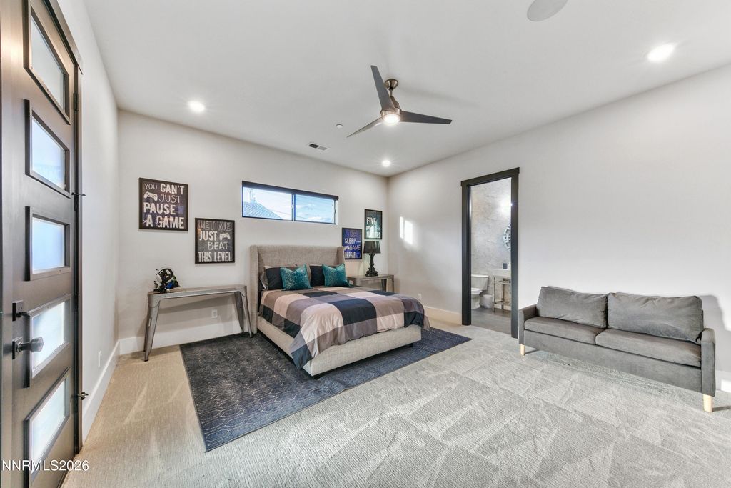 Image 24 of property listing at 5375 Mountain Creek Road, Reno, NV 89511