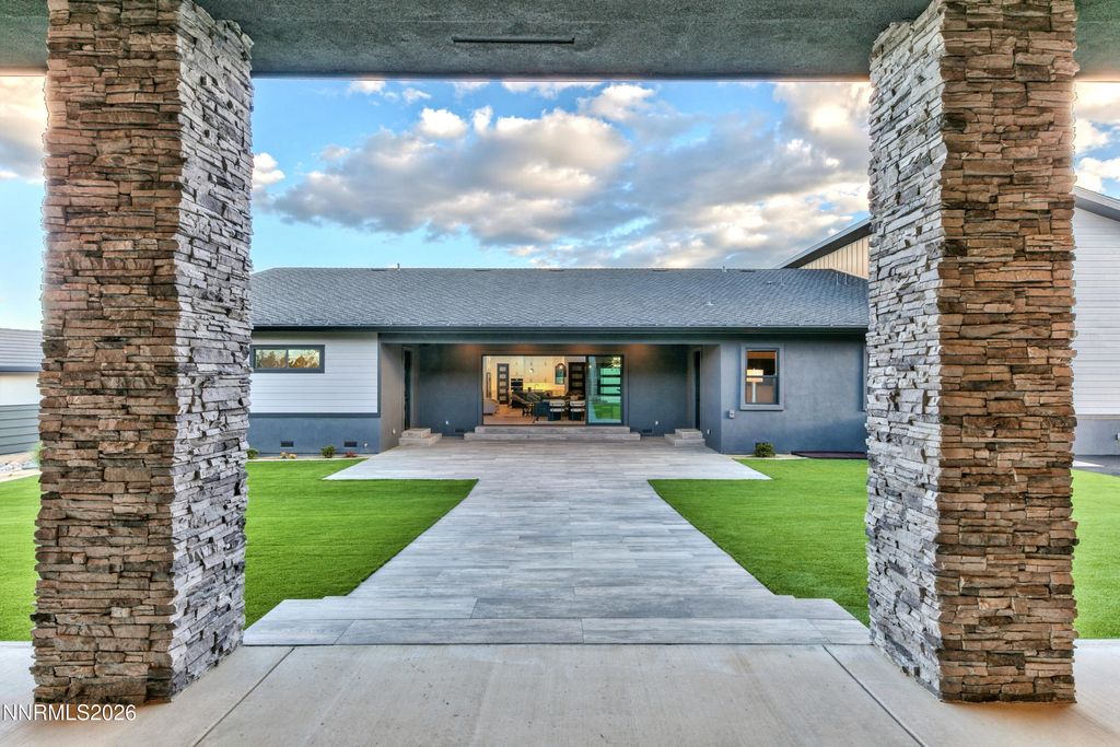 Image 39 of property listing at 5375 Mountain Creek Road, Reno, NV 89511