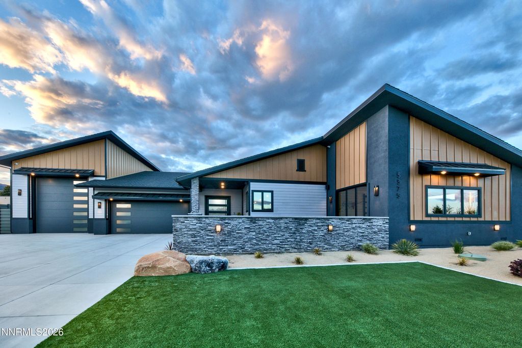 Image 59 of property listing at 5375 Mountain Creek Road, Reno, NV 89511