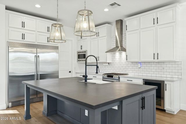 3814 E CRITTENDEN Lane, Phoenix, AZ 85018