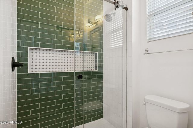 3814 E CRITTENDEN Lane, Phoenix, AZ 85018