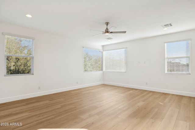 3814 E CRITTENDEN Lane, Phoenix, AZ 85018