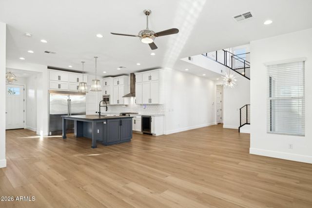 3814 E CRITTENDEN Lane, Phoenix, AZ 85018