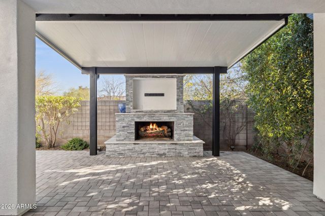 3814 E CRITTENDEN Lane, Phoenix, AZ 85018