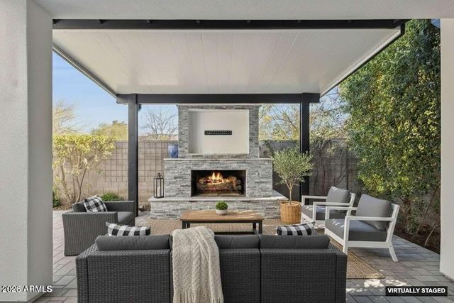 3814 E CRITTENDEN Lane, Phoenix, AZ 85018