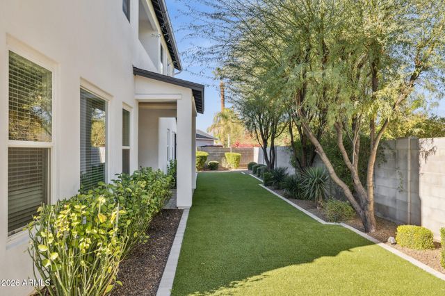 3814 E CRITTENDEN Lane, Phoenix, AZ 85018