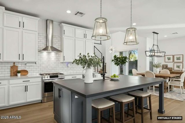 3814 E CRITTENDEN Lane, Phoenix, AZ 85018