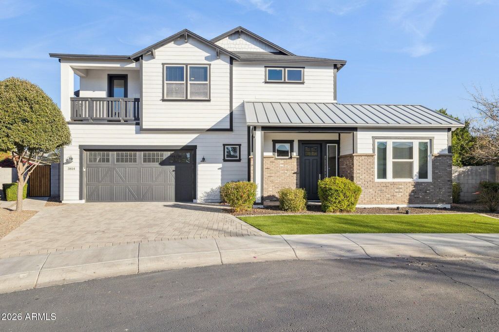 3814 E CRITTENDEN Lane, Phoenix, AZ 85018