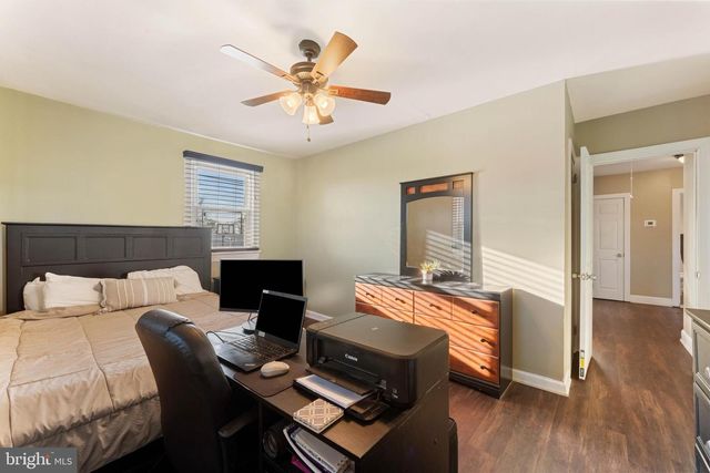 658 WARING ST, Philadelphia, PA 19116