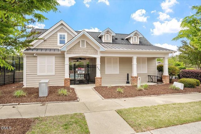 1616 Lakestone Village Lane, Fuquay Varina, NC 27526