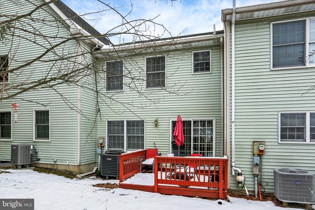 1947 DEER PATH RD, Harrisburg, PA 17110