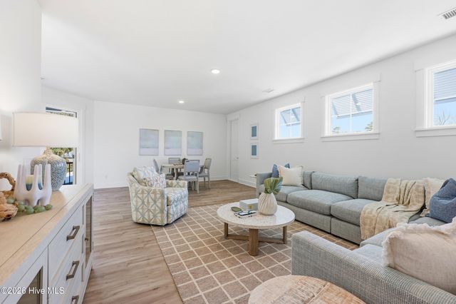 2030 Manor Parc Dr, Calabash, NC 28467