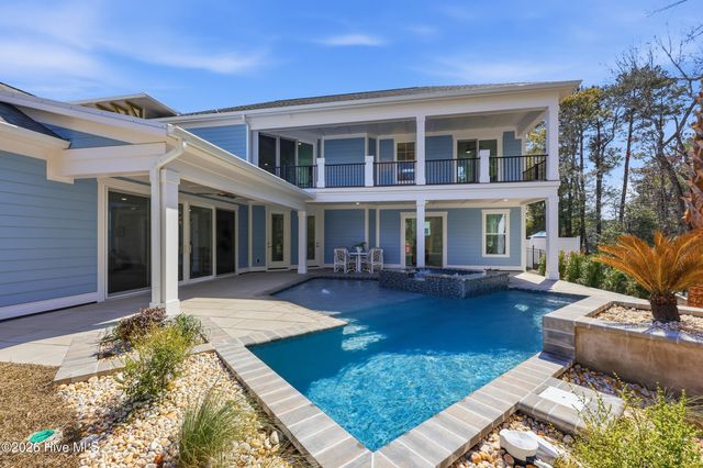 2030 Manor Parc Dr, Calabash, NC 28467