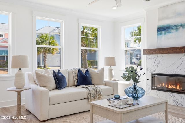 2030 Manor Parc Dr, Calabash, NC 28467