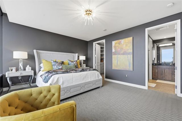 700 W 31st Street 1502, Kansas City, MO 64108