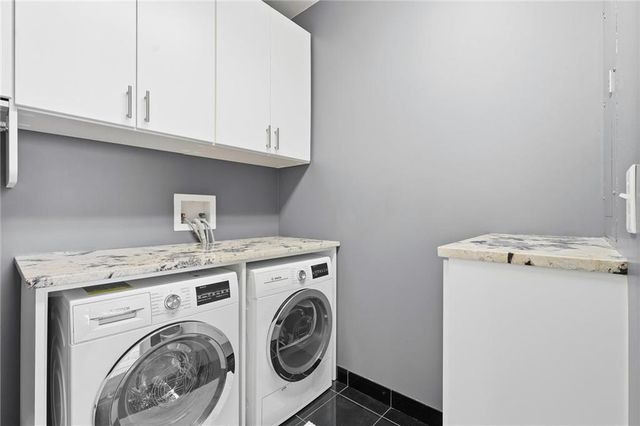 700 W 31st Street 1502, Kansas City, MO 64108