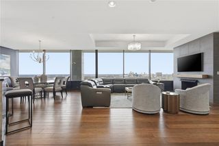 700 W 31st Street 1502, Kansas City, MO 64108