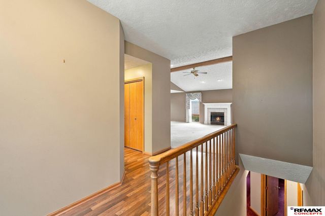 7100 Beaver Creek Lane, Lincoln, NE 68516