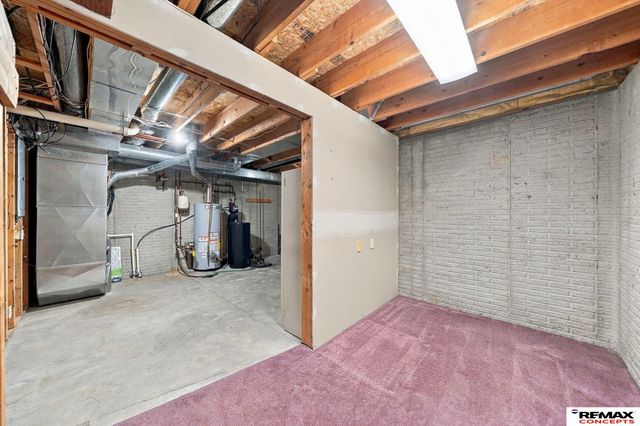 7100 Beaver Creek Lane, Lincoln, NE 68516