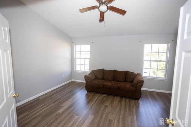 39 Puchala Drive, Sayreville, NJ 08859