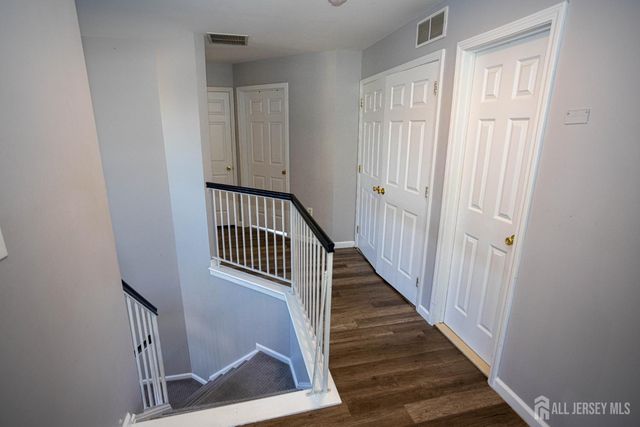 39 Puchala Drive, Sayreville, NJ 08859
