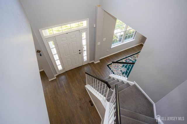 39 Puchala Drive, Sayreville, NJ 08859