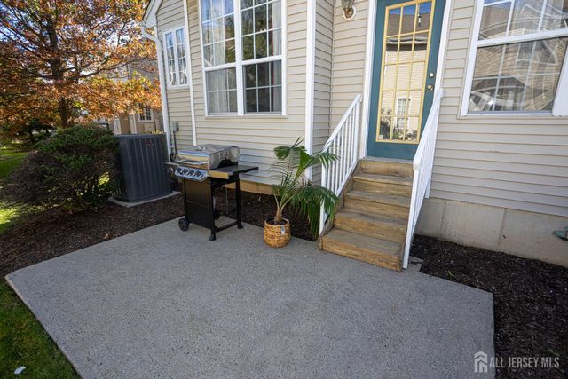 39 Puchala Drive, Sayreville, NJ 08859