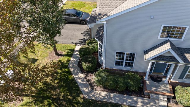 39 Puchala Drive, Sayreville, NJ 08859