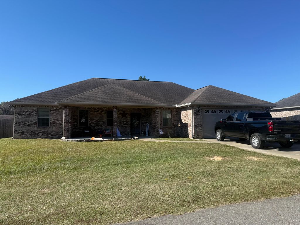 122 Barbara Dr, Deridder, LA 70634