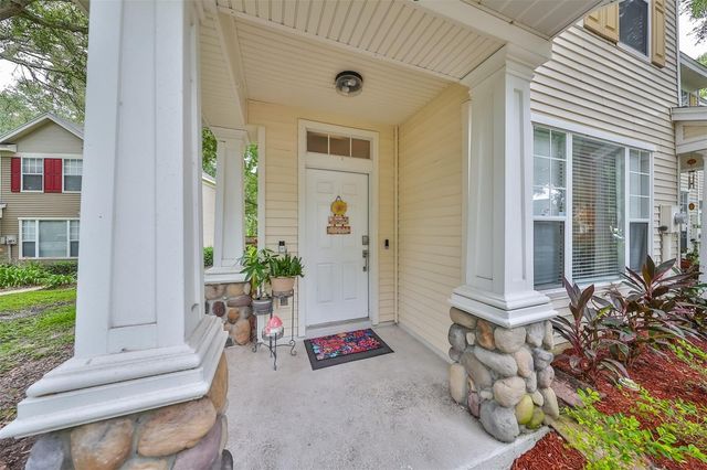 2127 GOLDEN OAK LANE, Valrico, FL 33594