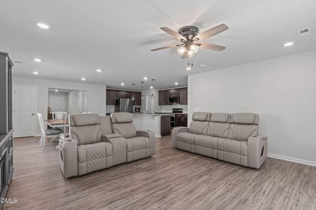 201 Memory Farm Place, Angier, NC 27501