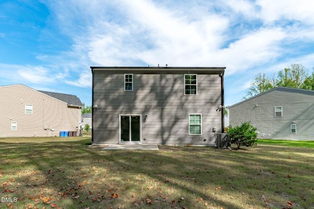 201 Memory Farm Place, Angier, NC 27501