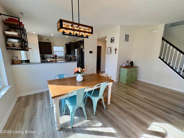 8735 Warbler Branch Way, Louisville, KY 40229