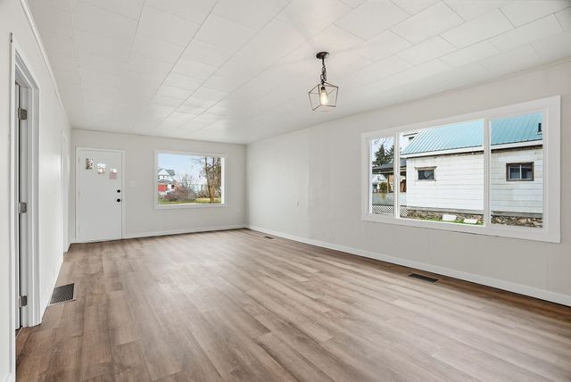 1412 E Pacific Ave, Spokane, WA 99202